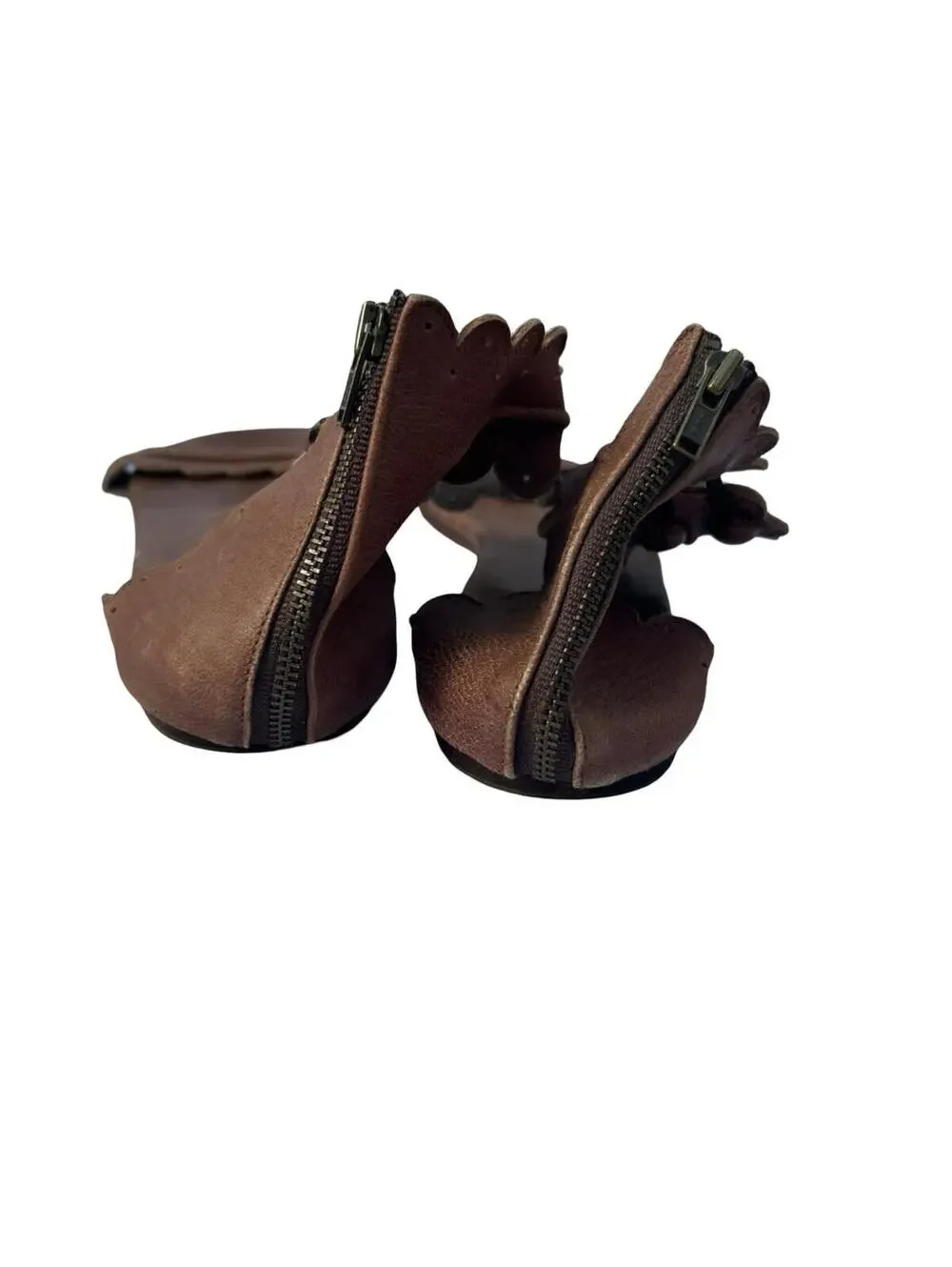 ELF Brown Leather Scalloped Ankle Strap Sandals Women’s Size 8 Boho